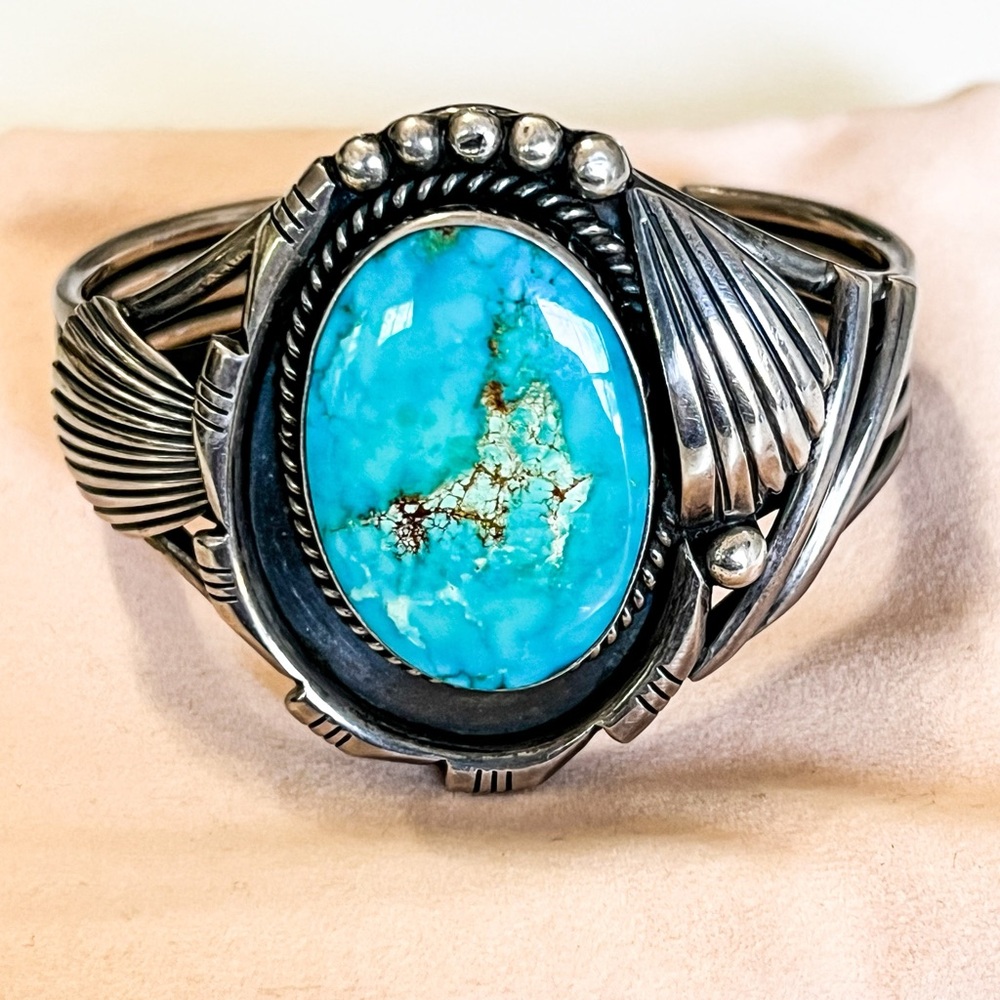 VTG Navajo artist Roy Vandever signed Turquoise set in silver cuff bracelet.